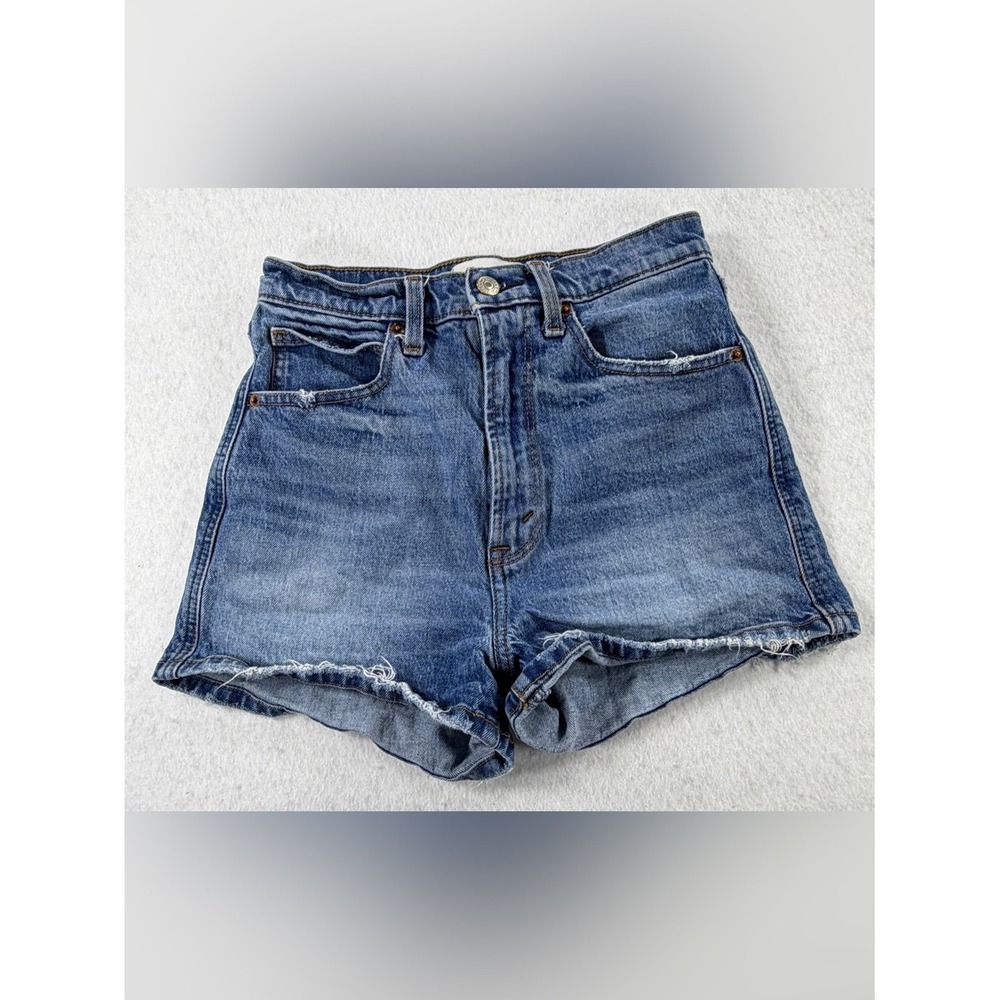 Abercrombie & Fitch Ultra High Rise Mom Shorts Medium Wash Denim Size 26 2